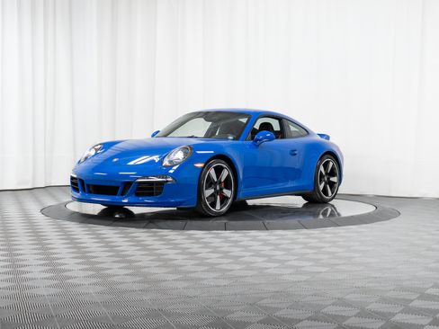 Certified 2016 Porsche 911 Carrera GTS RWD image 42