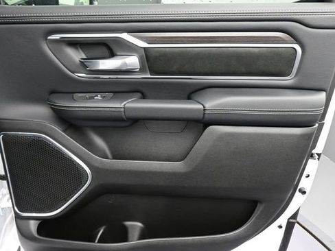 New 2026 RAM 1500 Laramie AWD/4WD image 23