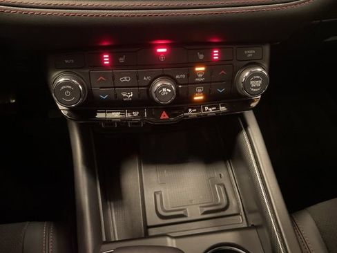 Used 2022 Dodge Durango R/T w/ Trailer Tow Group IV image 15