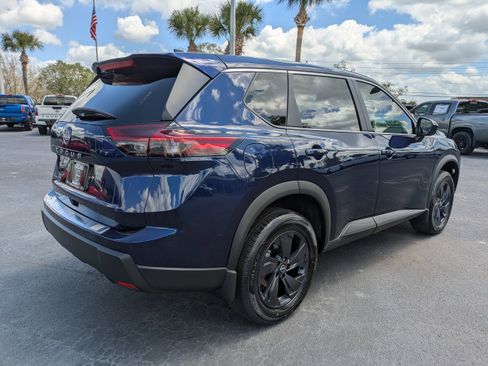 New 2026 Nissan Rogue SV FWD image 4