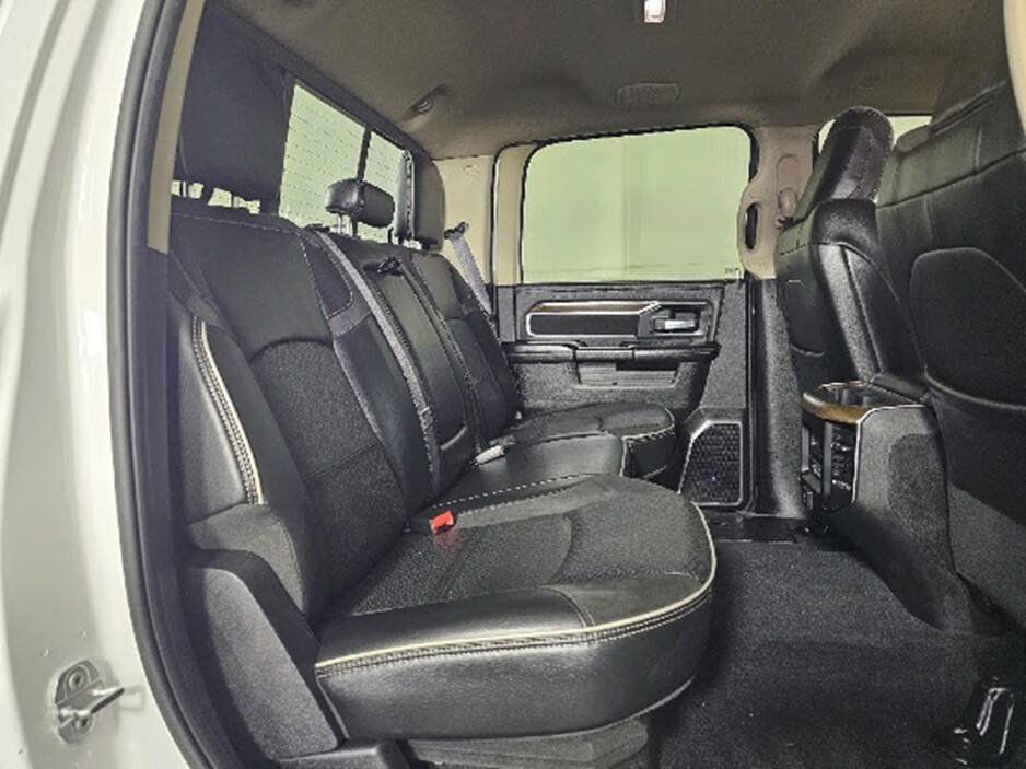 Used 2022 RAM 2500 Laramie AWD/4WD image 16