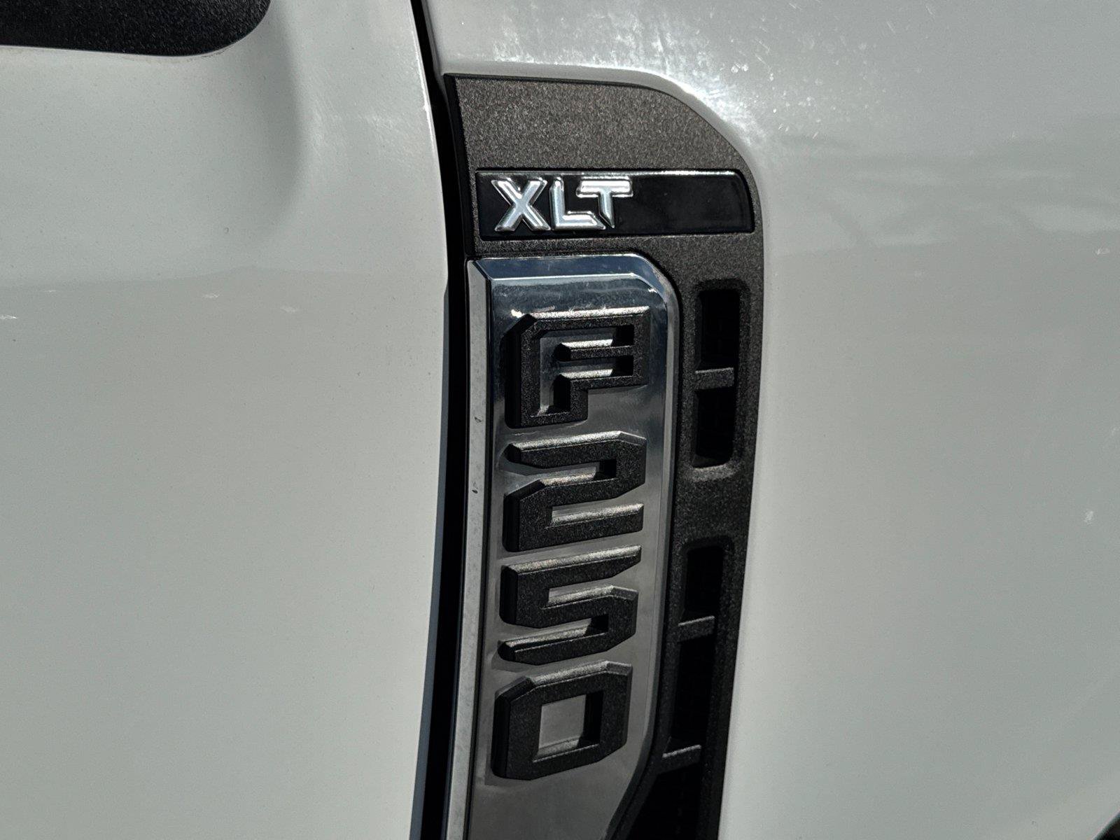 Certified 2025 Ford F250 XLT AWD/4WD image 9