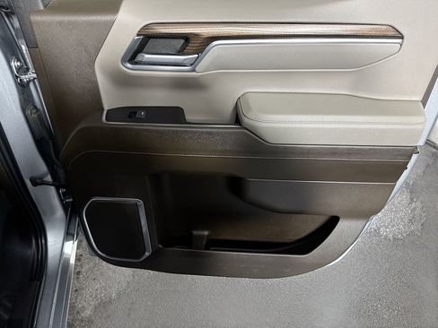 Used 2023 Chevrolet Silverado 1500 LT w/ Z71 Off-Road Package image 27