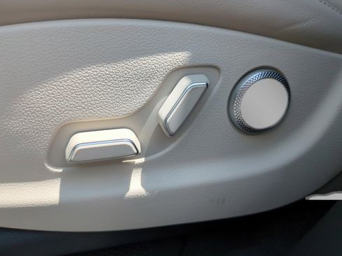 New 2026 Genesis GV80 2.5T AWD/4WD image 16