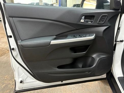 Used 2016 Honda CR-V Touring image 26