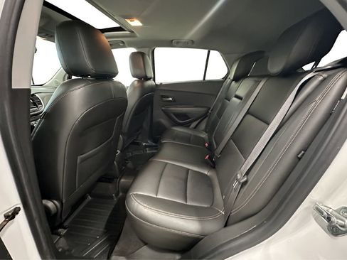 Used 2017 Chevrolet Trax Premier image 13