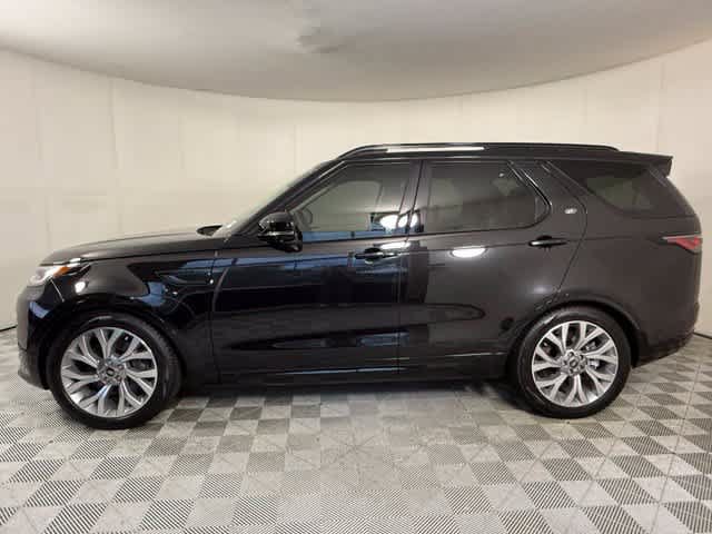 New 2026 Land Rover Discovery Limited Edition AWD/4WD image 3