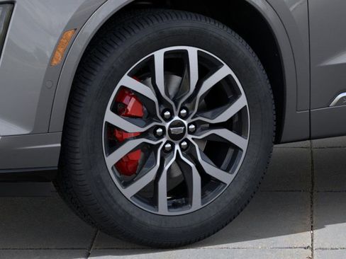 New 2025 Cadillac XT6 Sport w/ Technology Package image 9