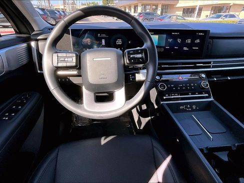 Certified 2025 Hyundai Santa Fe SEL FWD image 7