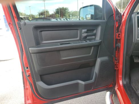 Used 2019 RAM 1500 Express image 12