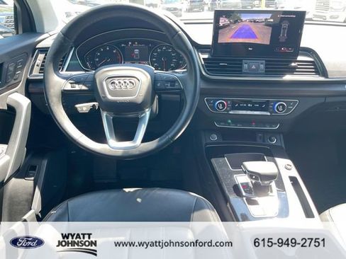 Used 2023 Audi Q5 2.0T Premium w/ Convenience Package AWD/4WD image 12