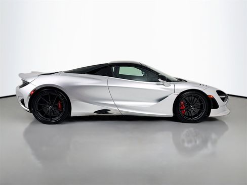 New 2026 McLaren 750S Spider image 8