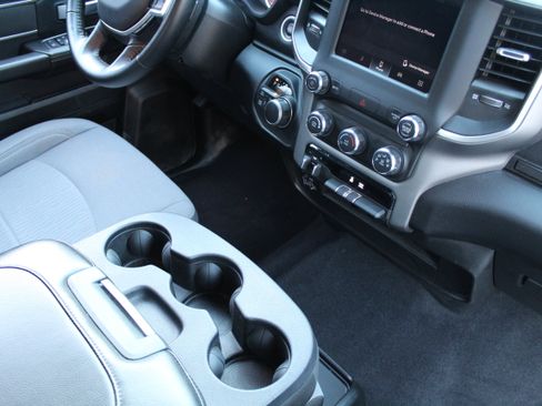 Used 2024 RAM 2500 Big Horn w/ Bed Utility Group image 23