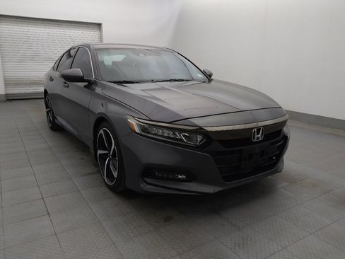 Used 2018 Honda Accord Sport image 13