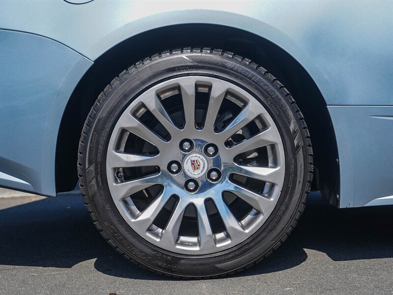 Used 2013 Cadillac CTS Performance RWD image 13