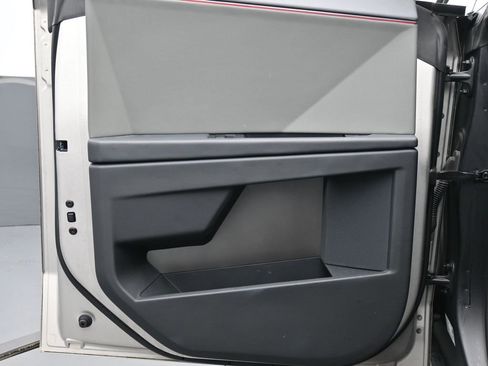 Used 2024 Tesla Cybertruck AWD Crew Cab image 17