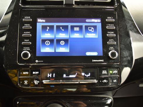 Used 2022 Toyota Prius LE image 44