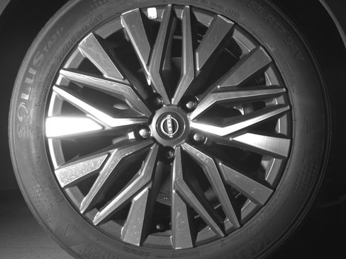 Used 2025 Nissan Altima 2.5 SV image 13