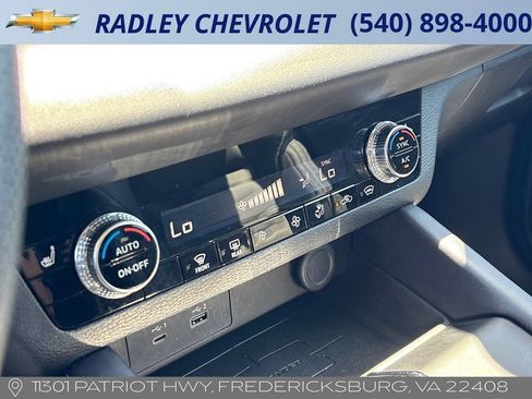 Used 2023 Mitsubishi Outlander SE AWD/4WD image 10