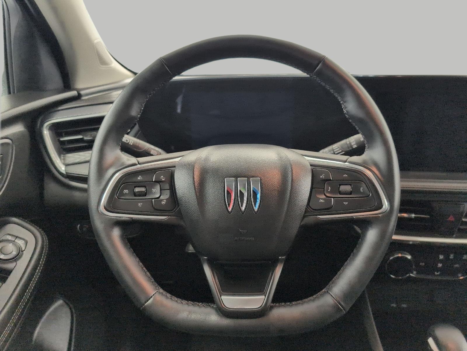 Used 2024 Buick Encore GX Sport Touring w/ Experience Buick Package FWD image 5