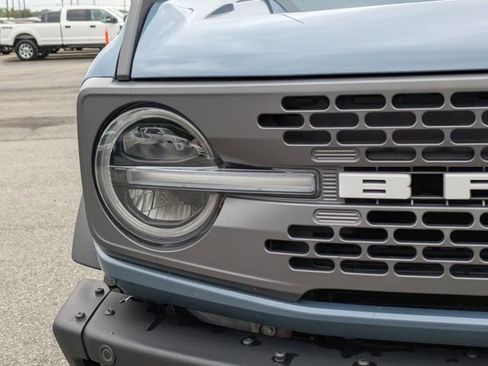 Used 2024 Ford Bronco Badlands image 9