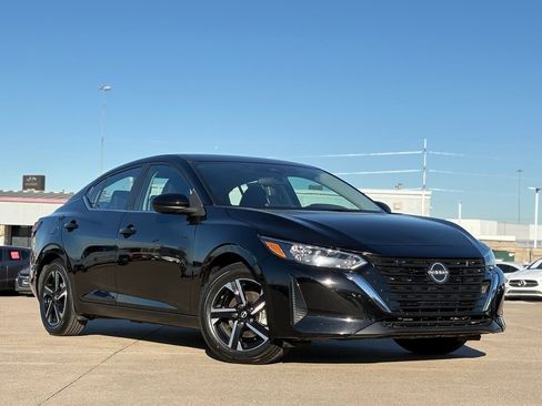 Certified 2024 Nissan Sentra SV image 2