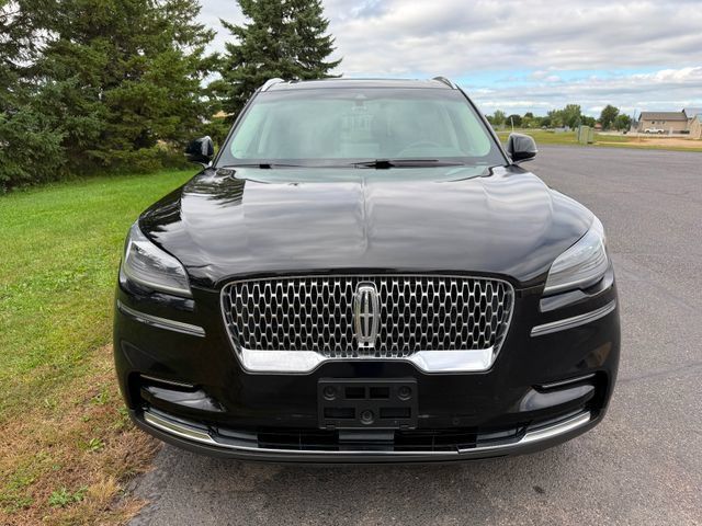 Used 2023 Lincoln Aviator AWD w/ Premium Package image 5