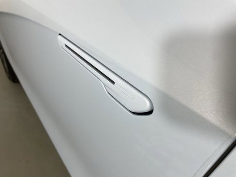 Used 2025 Cadillac Lyriq Sport image 14