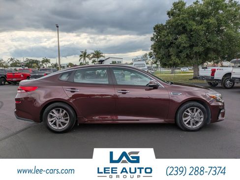 Used 2020 Kia Optima LX FWD image 2