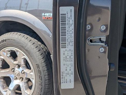 Used 2017 RAM 1500 Laramie w/ Convenience Group image 25