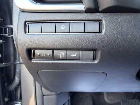 Used 2023 Nissan Rogue SV w/ SV Premium B Package AWD/4WD image 26