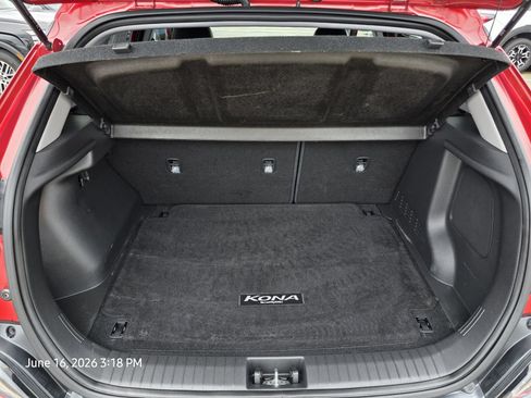 Certified 2022 Hyundai Kona Limited FWD image 20