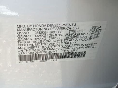 Certified 2025 Acura MDX FWD w/ Technology Package image 39