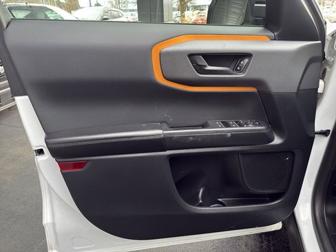 Used 2021 Ford Bronco Sport Badlands image 14