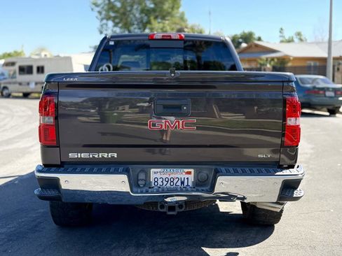 Used 2015 GMC Sierra 1500 SLT w/ SLT Crew Cab Value Package image 5