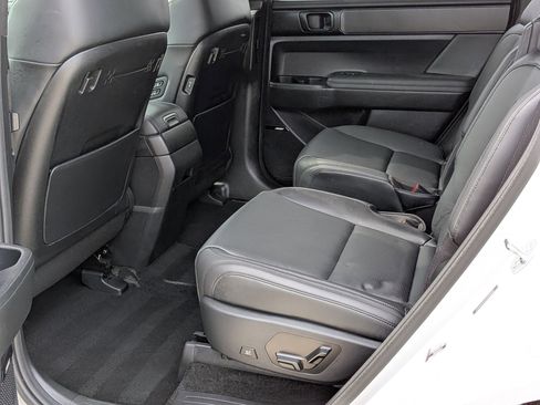 Used 2025 Hyundai Santa Fe Calligraphy AWD/4WD image 23