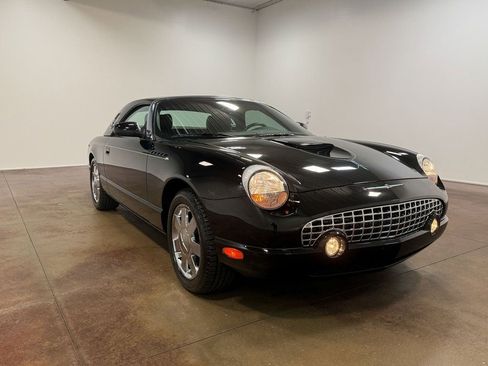 Used 2002 Ford Thunderbird image 29