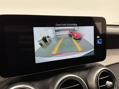 Used 2020 Mercedes-Benz GLC 300 image 21