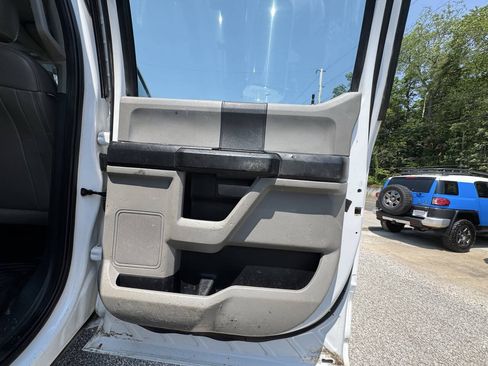 Used 2019 Ford F250 XL w/ Power Equipment Group AWD/4WD image 22