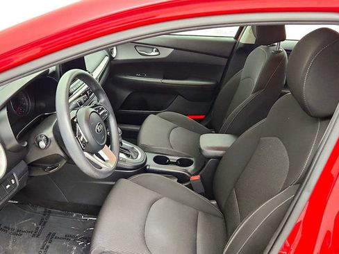 Used 2021 Kia Forte LXS FWD image 12