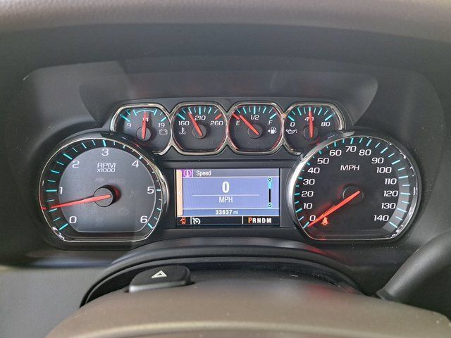 Used 2015 Chevrolet Suburban LS RWD image 9