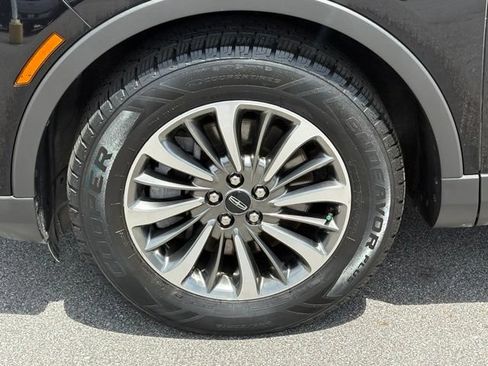 Used 2021 Lincoln Nautilus FWD w/ Equipment Group 101A image 27