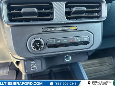 Used 2025 Ford Maverick XL image 21