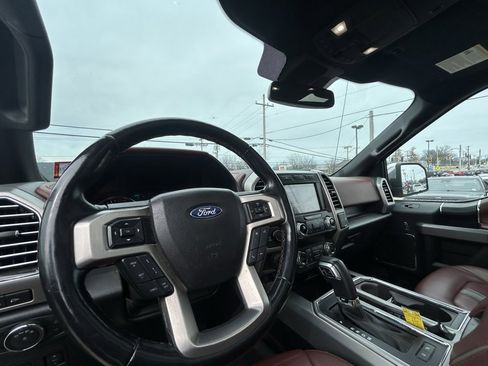 Used 2019 Ford F150 Platinum w/ Equipment Group 701A Luxury image 15