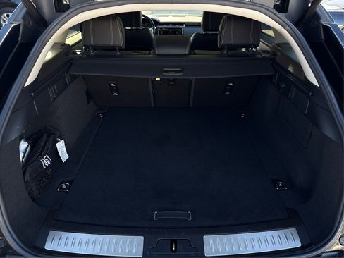 Used 2021 Land Rover Range Rover Velar S image 11