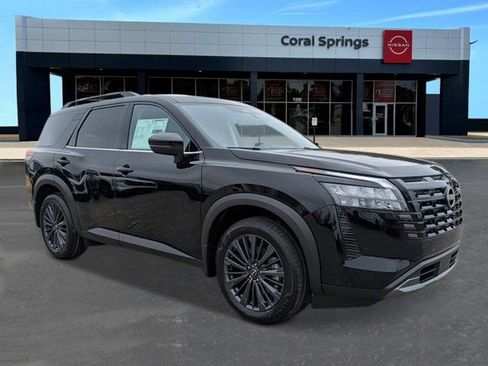 New 2026 Nissan Pathfinder SL FWD image 7