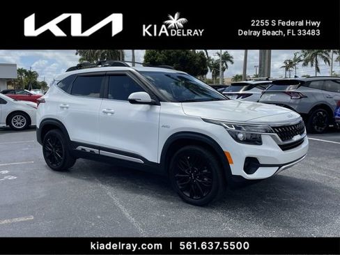Used 2023 Kia Seltos Nightfall Edition image 1