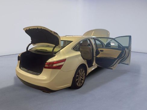 Used 2015 Toyota Avalon XLE Touring image 13