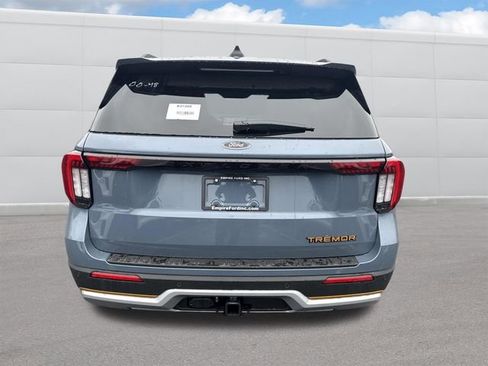 New 2026 Ford Explorer ST-Line image 3