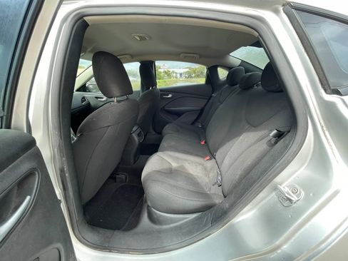 Used 2013 Dodge Dart SE w/ Value Group image 13